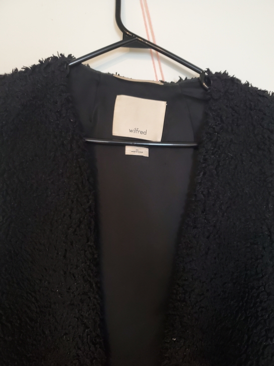 Wilfred Jackets & Blazers - Wilfred Black Vest Fluffy Good Condition Comfy Size Small